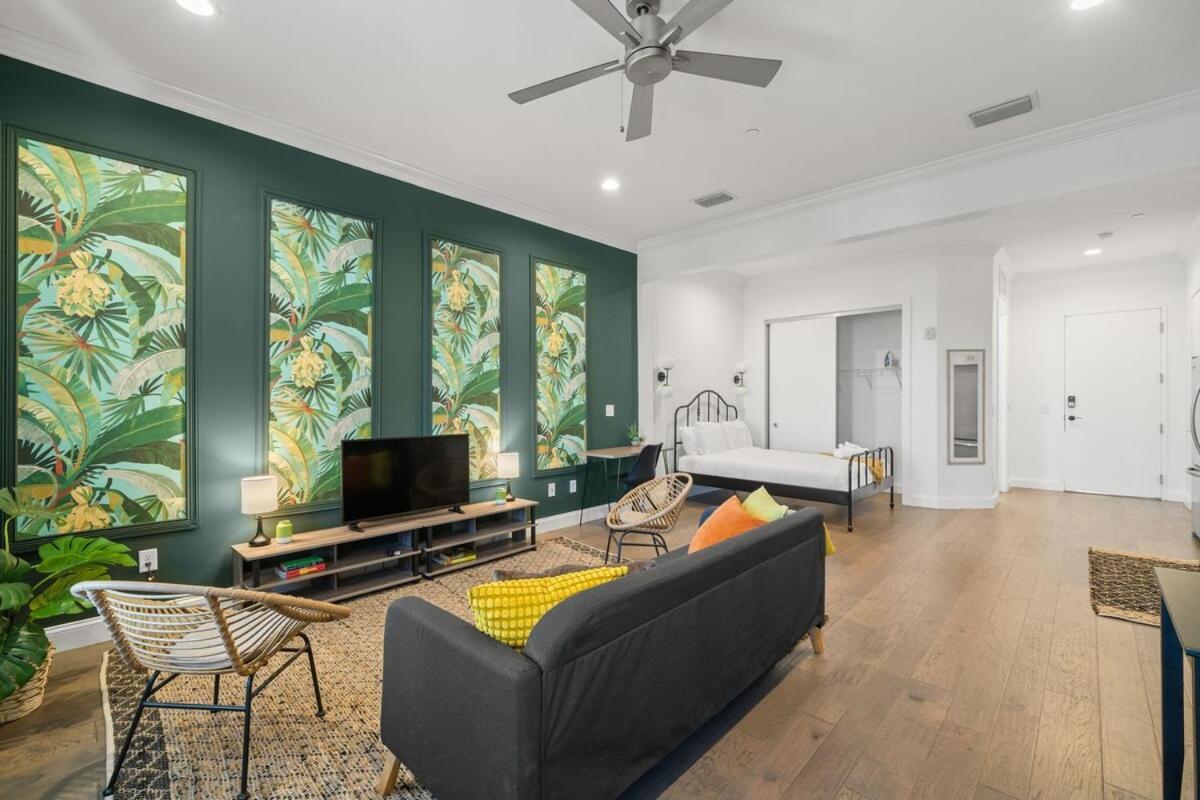 New! Sangria Suite - Upscale Ybor City Studio, Right On 7Th Ave Tampa Exterior photo
