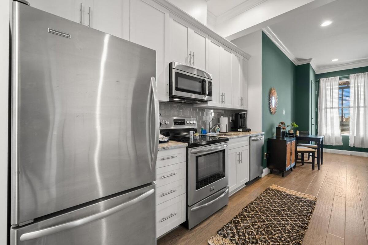 New! Sangria Suite - Upscale Ybor City Studio, Right On 7Th Ave Tampa Exterior photo