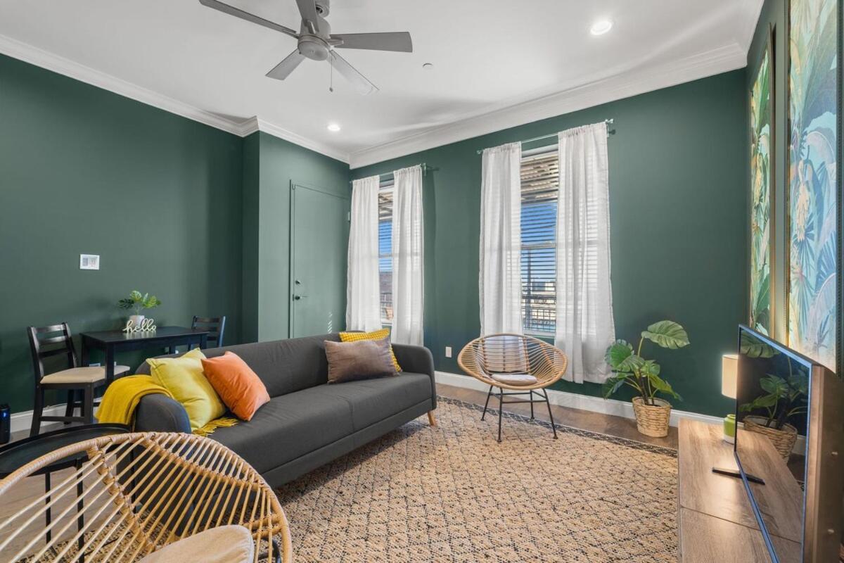New! Sangria Suite - Upscale Ybor City Studio, Right On 7Th Ave Tampa Exterior photo
