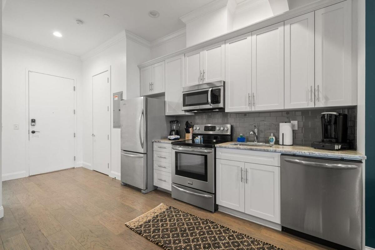 New! Sangria Suite - Upscale Ybor City Studio, Right On 7Th Ave Tampa Exterior photo