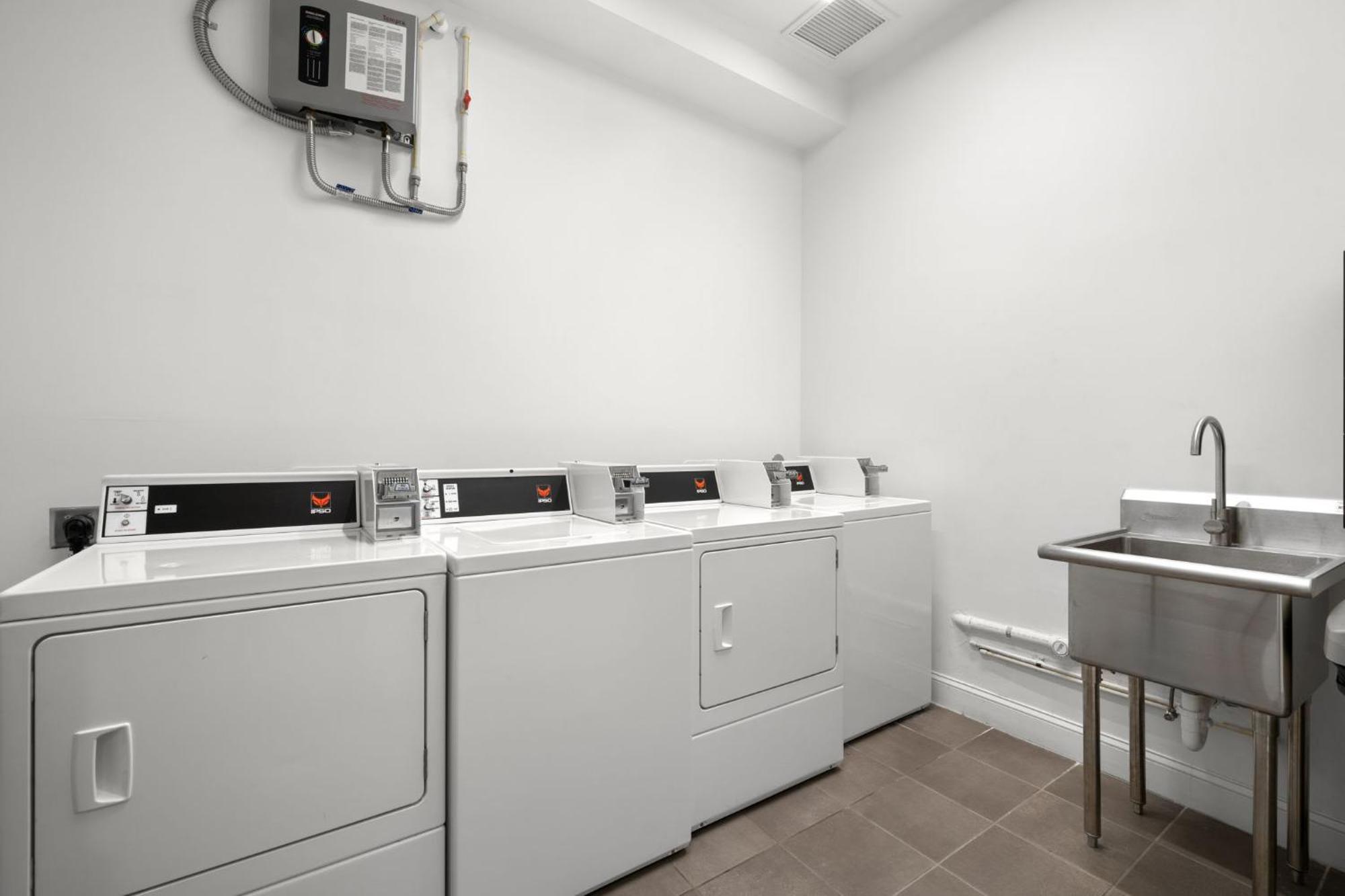 New! Sangria Suite - Upscale Ybor City Studio, Right On 7Th Ave Tampa Exterior photo